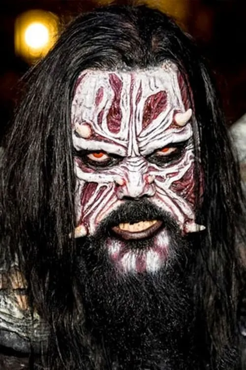 Mr. Lordi interpretando a Self