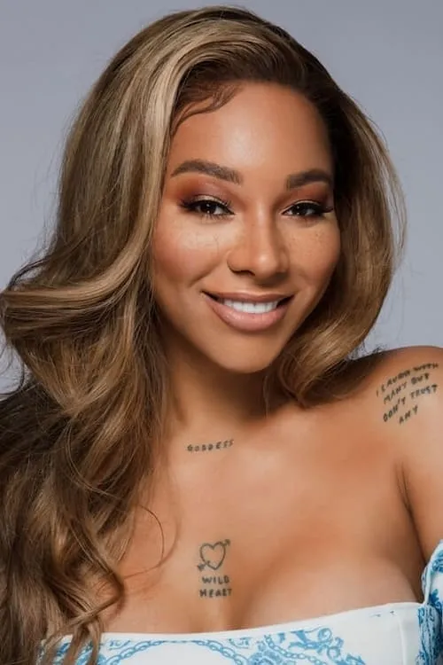 Lina Bradford ha trabajado con Munroe Bergdorf en 1 ocasiones