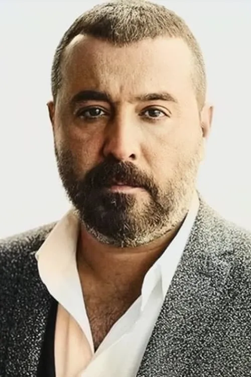 Actor Mustafa Üstündağ