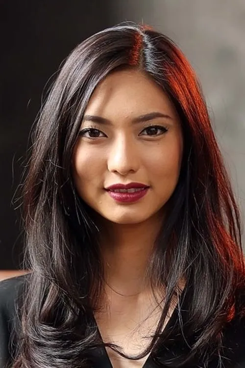 Actor Nadia Saphira