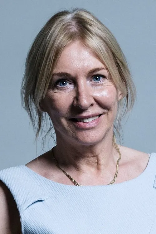 Nadine Dorries interpretando a Herself