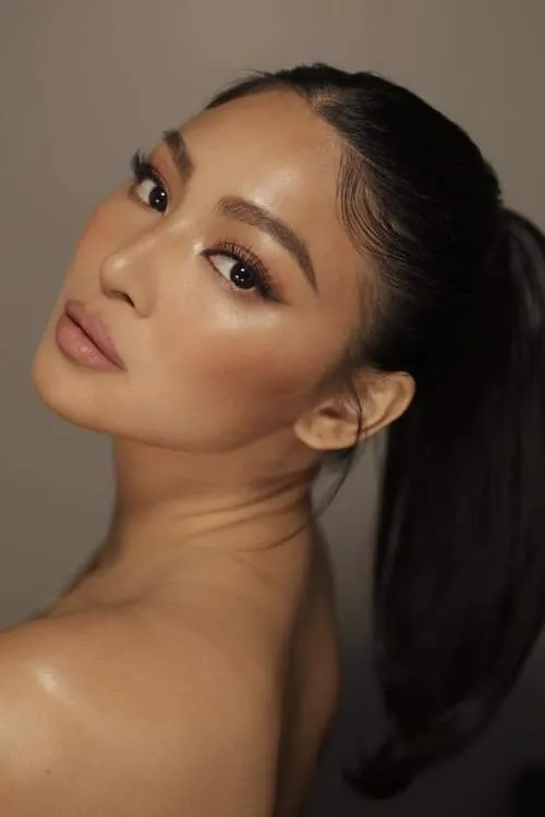 Actor Nadine Lustre