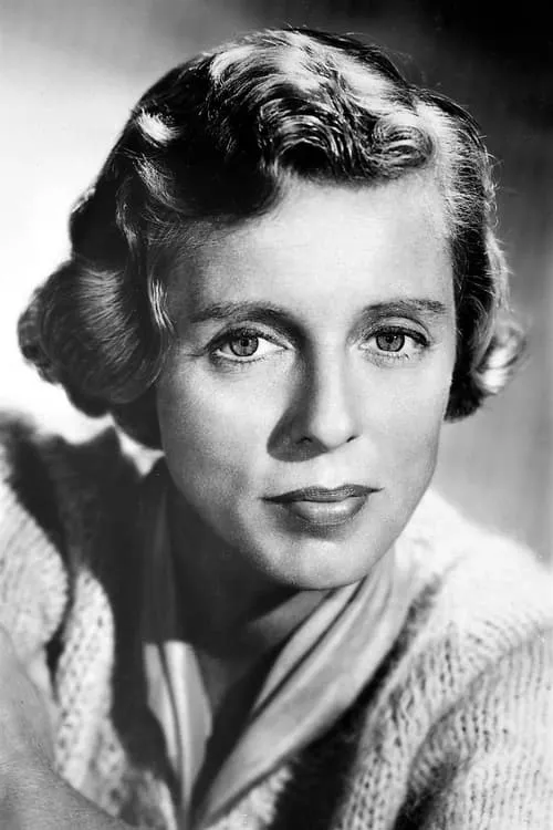 Foto de perfil del actor Nancy Kulp en el reparto