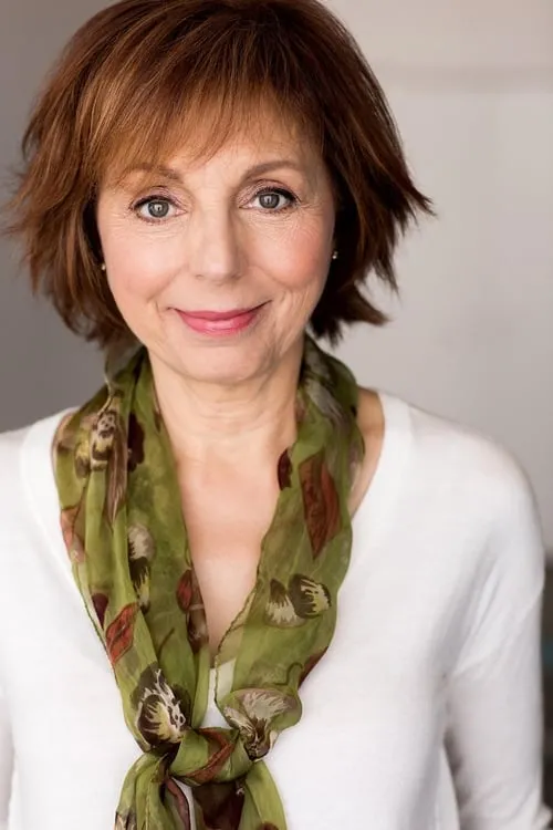 Actor Nancy Linari