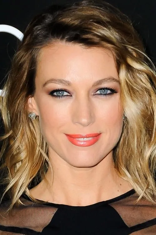 Natalie Zea interpretando a Delilah