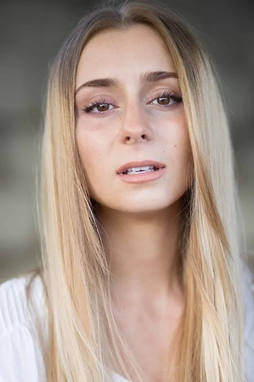 Foto de perfil del actor Natasha Goulden en el reparto