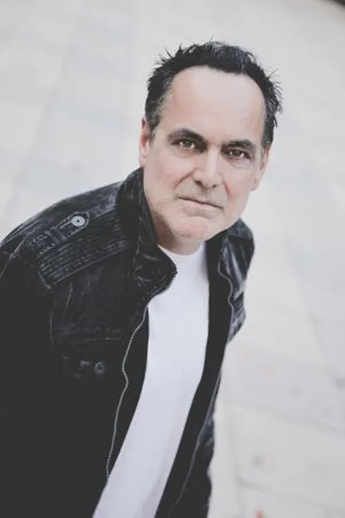 Neal Morse interpretando a Himself