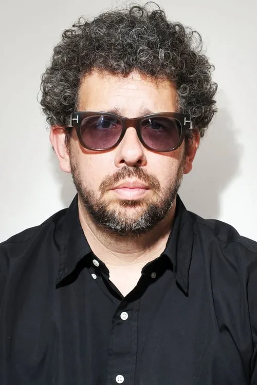 Neil LaBute interpretando a 