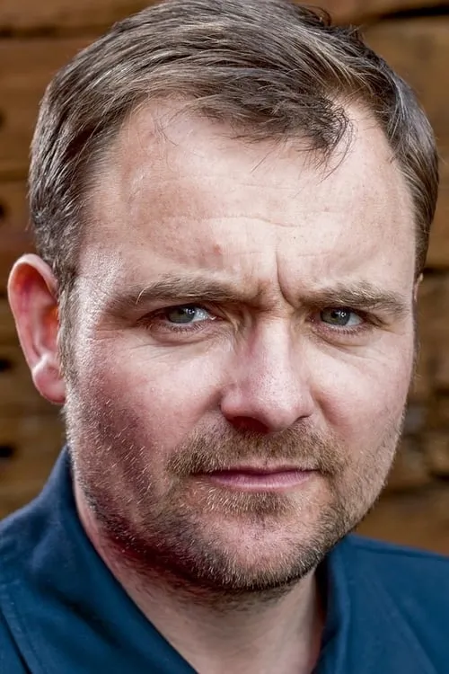 Neil Maskell interpretando a Martin