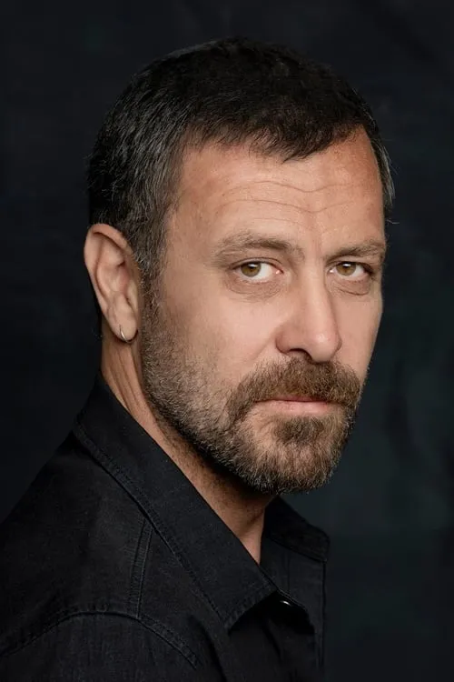 Actor Nejat İşler