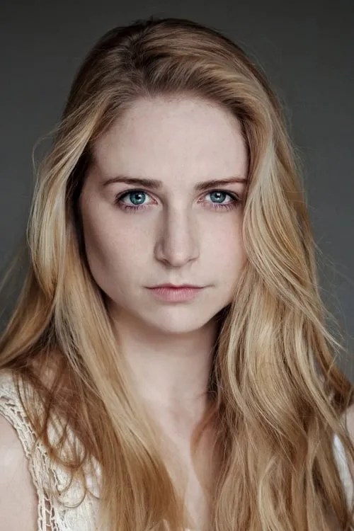 Actor Niamh Algar