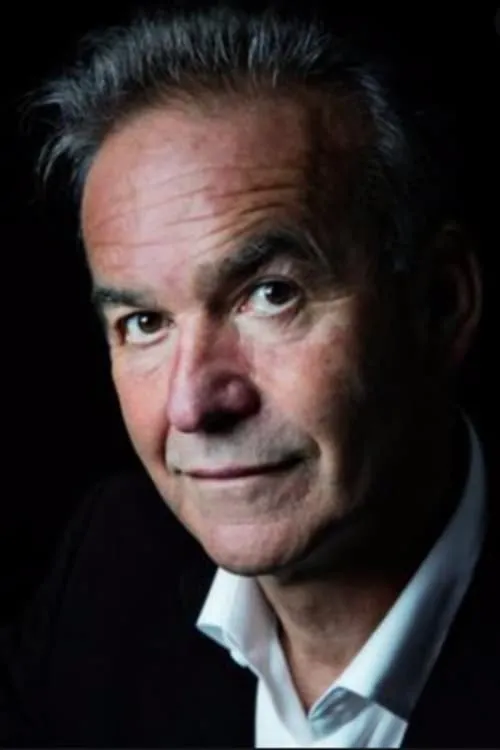 Nick Broomfield interpretando a Self