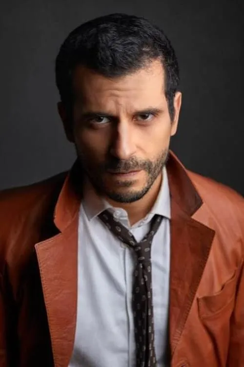 Foto de perfil del actor Nick Romano en el reparto