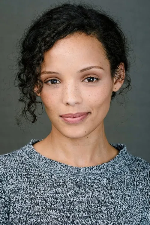 Actor Nicole Fortuin