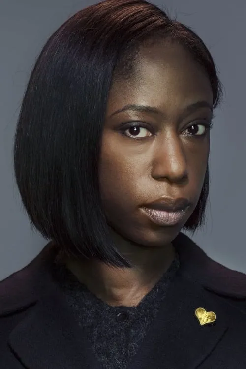 Nikki Amuka-Bird interpretando a Tabby