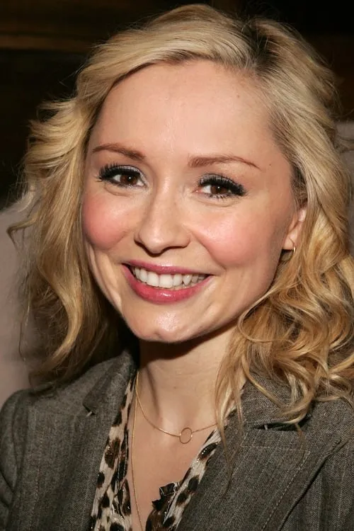 Actor Nina Siemaszko