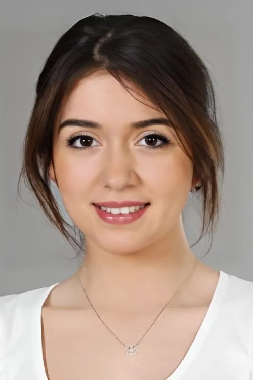 Actor Zeynep Anıl Tatdıran