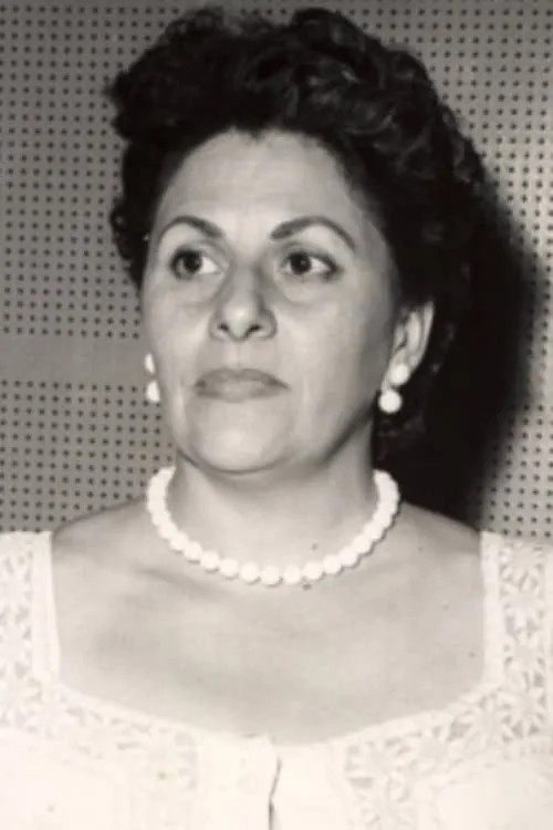 Ofelia González interpretando a Lala