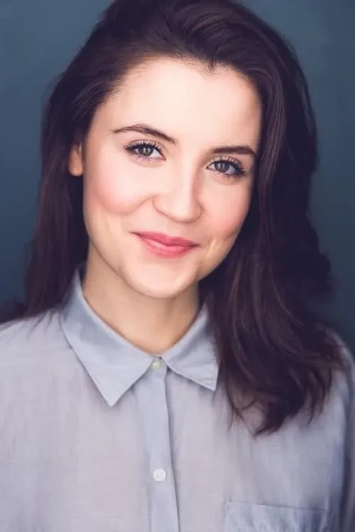 Actor Oona Roche