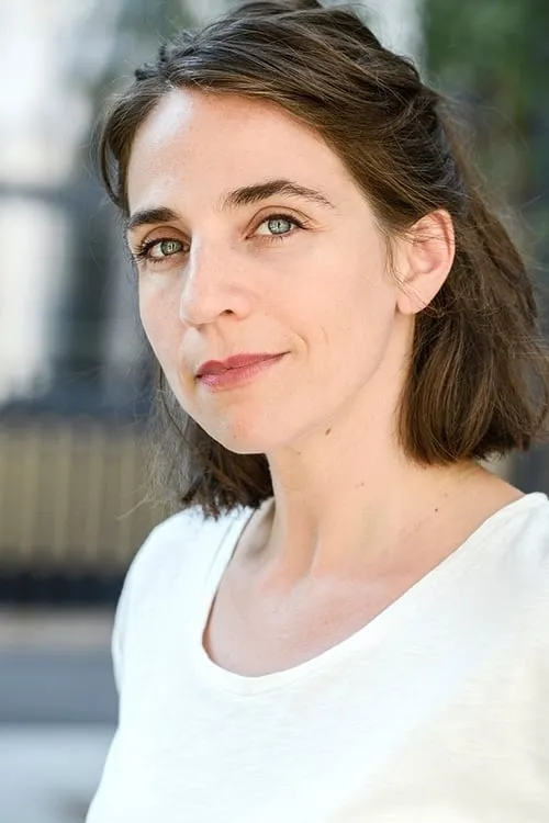 Actor Oriana Schrage