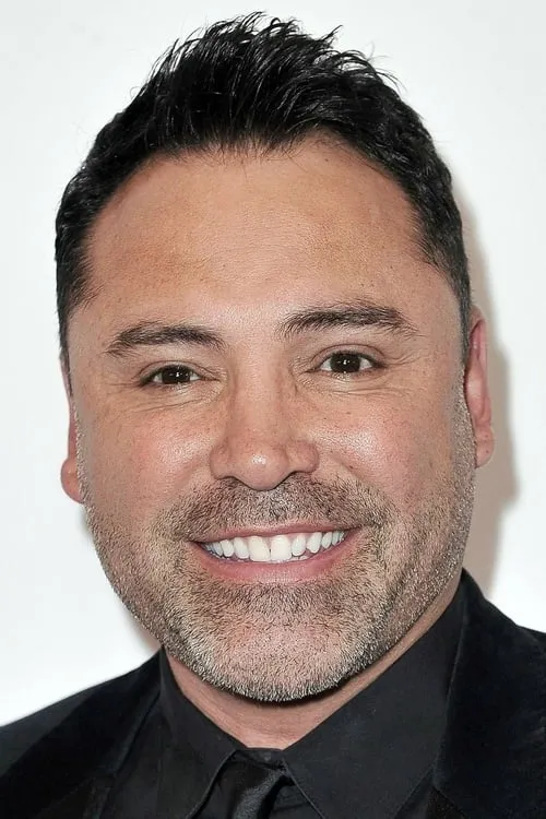 Oscar de la Hoya interpretando a Retired Boxer