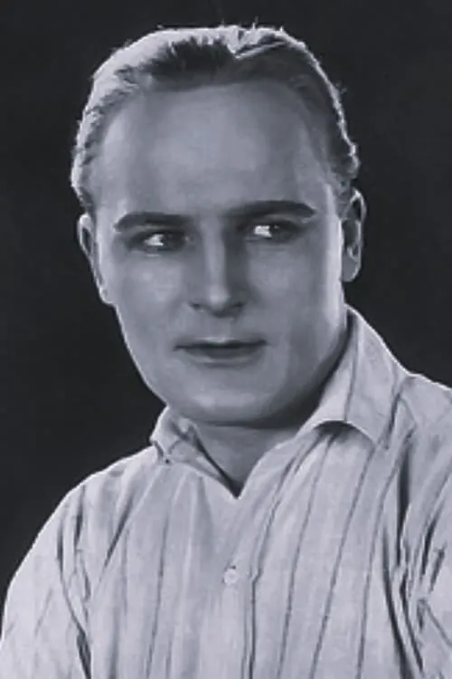 Actor Oskar Marion