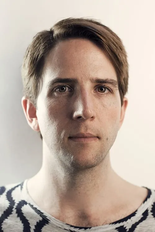 Owen Pallett interpretando a 