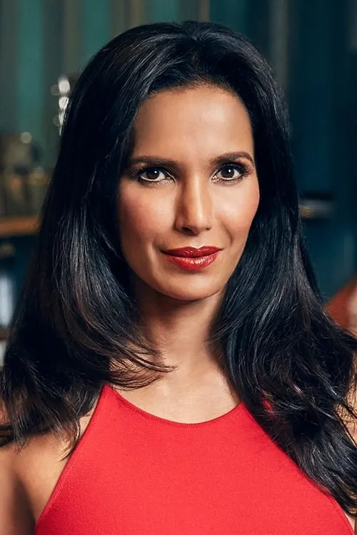 Padma Lakshmi interpretando a Self