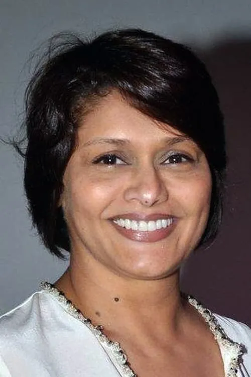 Pallavi Joshi interpretando a 