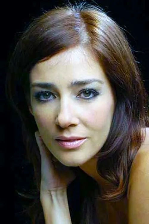 Actor Paola Krum