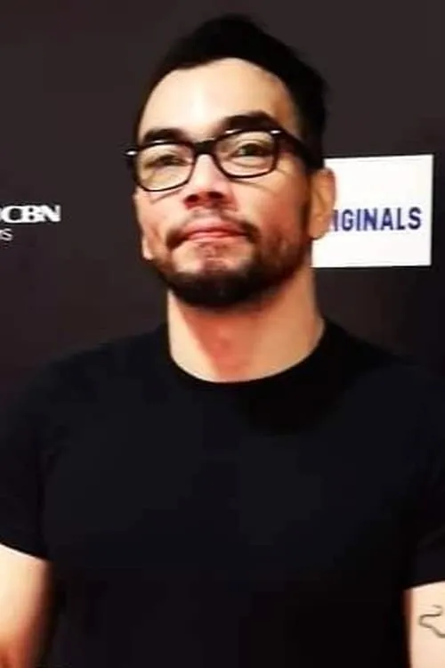 Actor Paolo Villaluna