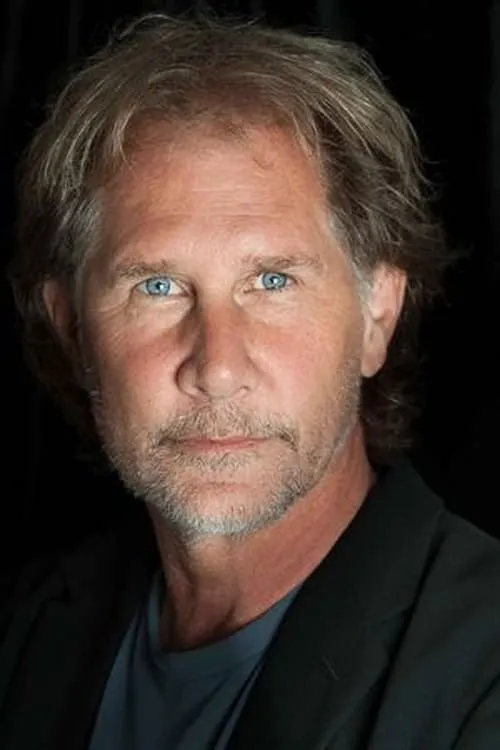 Parker Stevenson interpretando a Gene Forrester