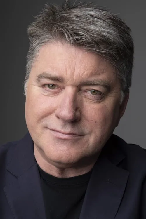 Pat Shortt interpretando a Self