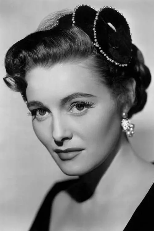 Patricia Neal interpretando a Miss Trollope