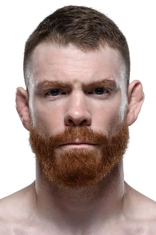 Paul Felder interpretando a Self