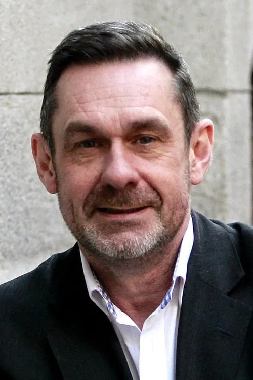 Paul Mason interpretando a Paul Mason