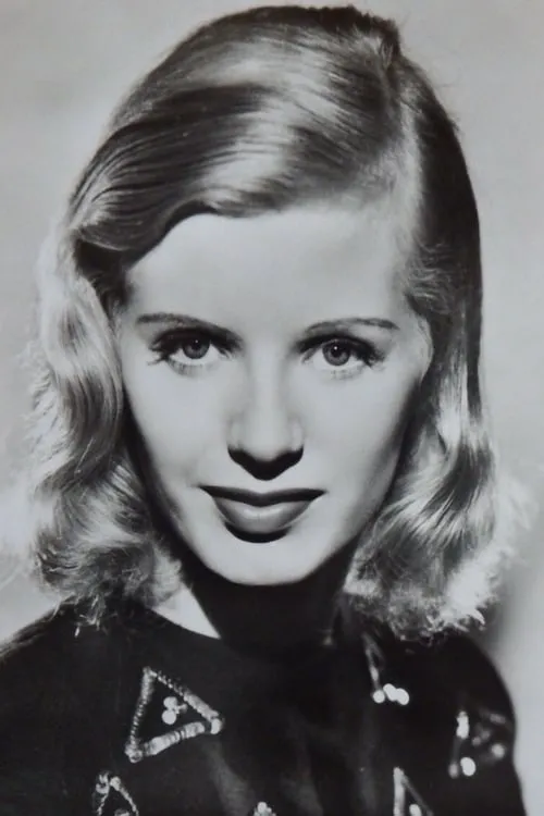 Actor Peggy Evans