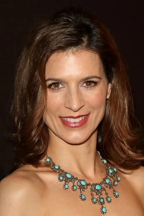 Perrey Reeves interpretando a Kristen De Silva