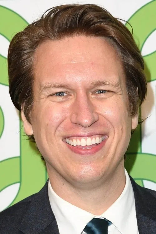 Pete Holmes interpretando a Self