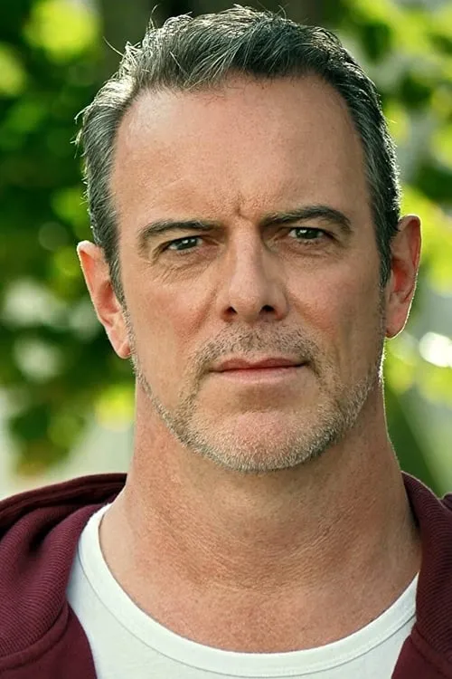 Actor Pete Macnamara