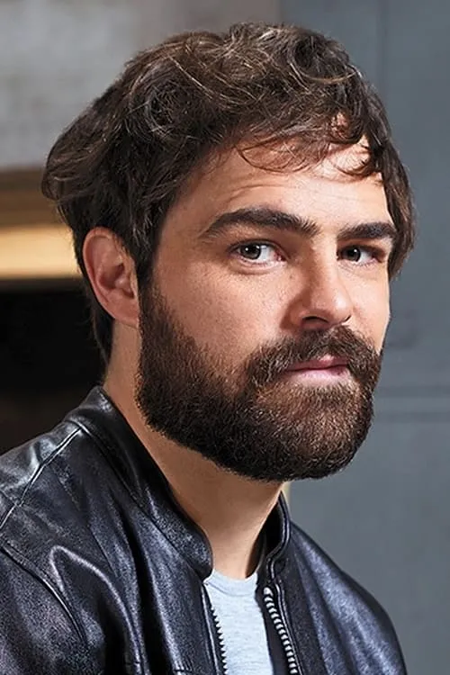 Actor Peter Lanzani