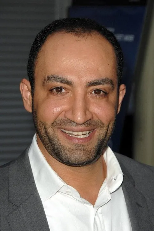 Actor Peter Macdissi