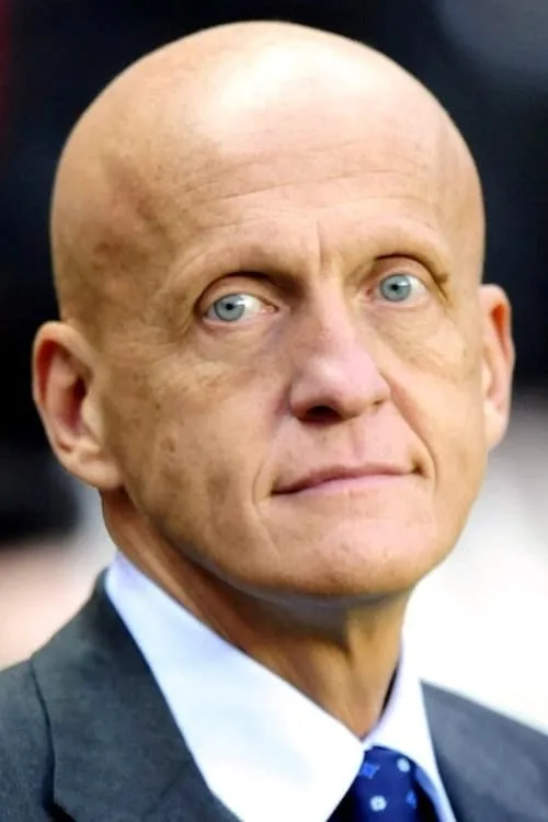 Pierluigi Collina en el reparto