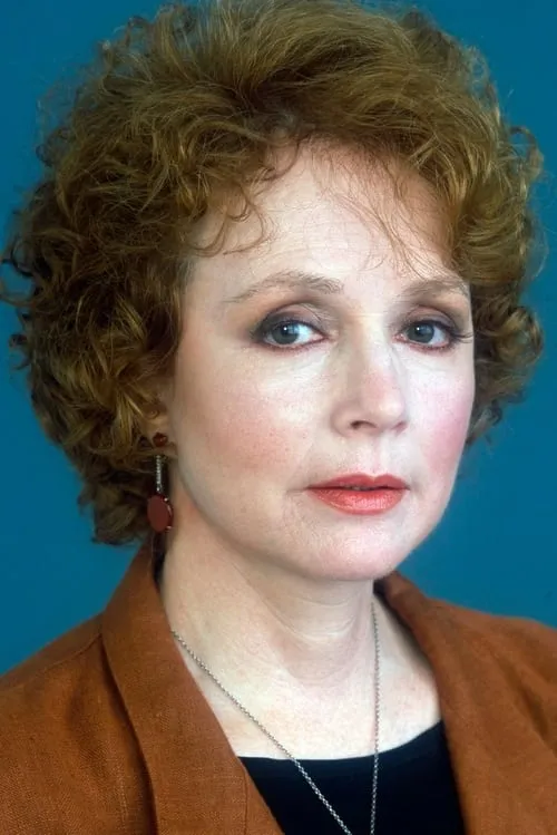 Piper Laurie interpretando a Self