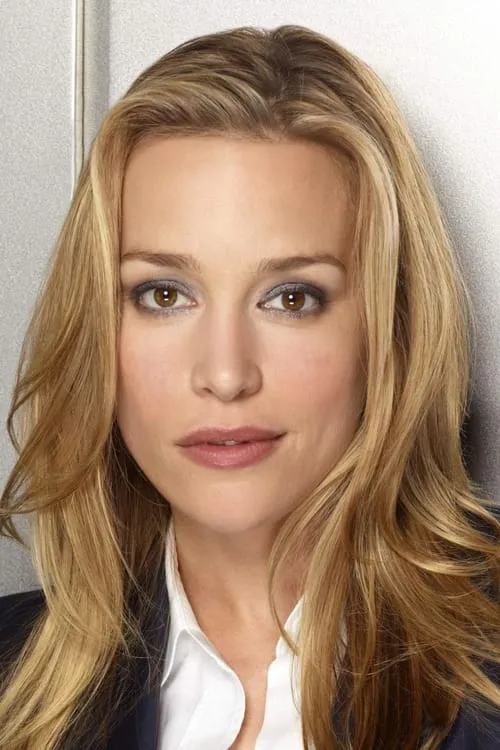 Piper Perabo interpretando a Sara