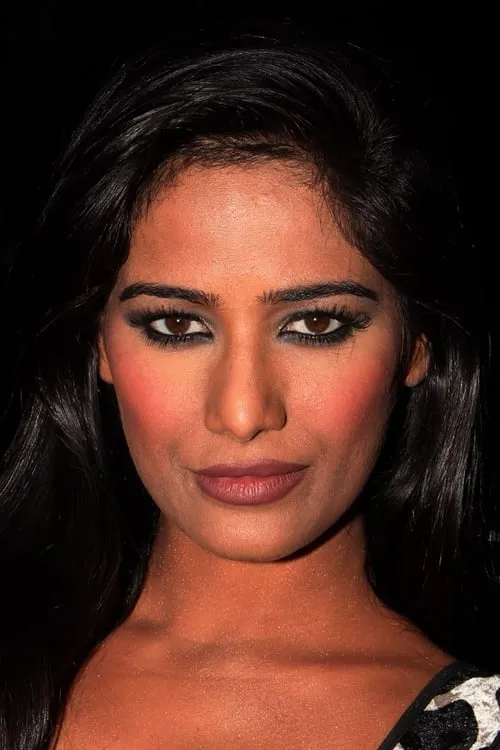 Poonam Pandey en el reparto