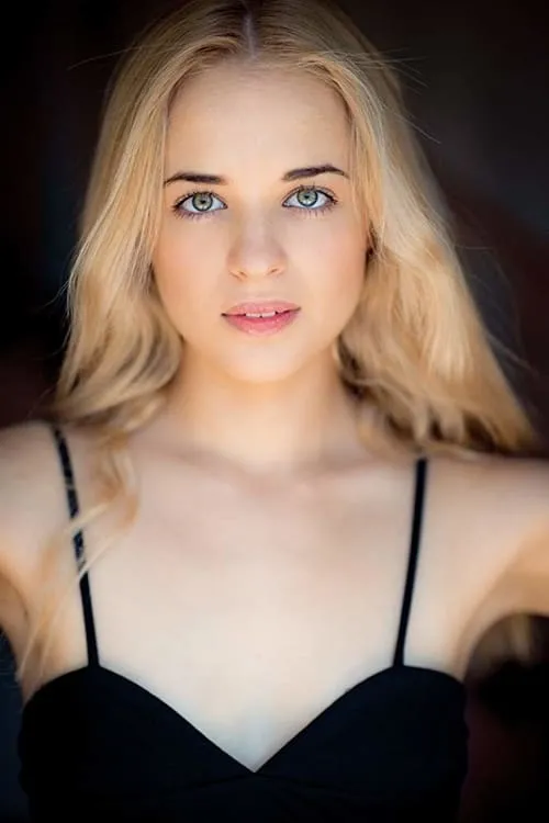 Actor Raechelle Banno