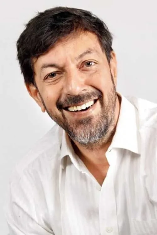 Rajat Kapoor interpretando a 