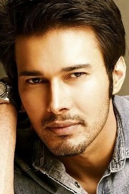 Rajneesh Duggal interpretando a Rohan / Iqbal / Ali / Raj Dutt