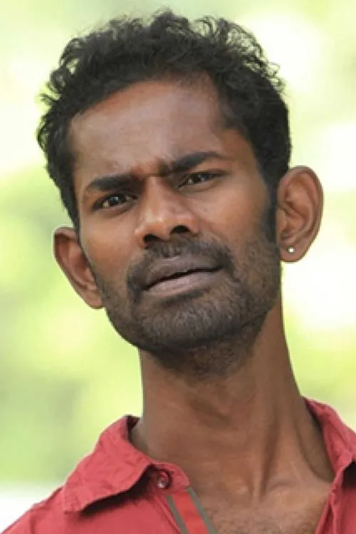 Ramesh Thilak interpretando a Taxi Driver